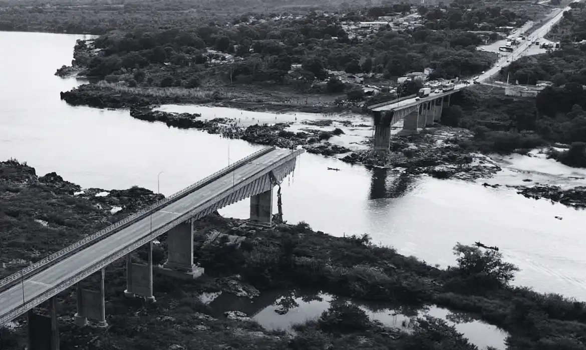 Ponte Juscelino Kubitschek de Oliveira