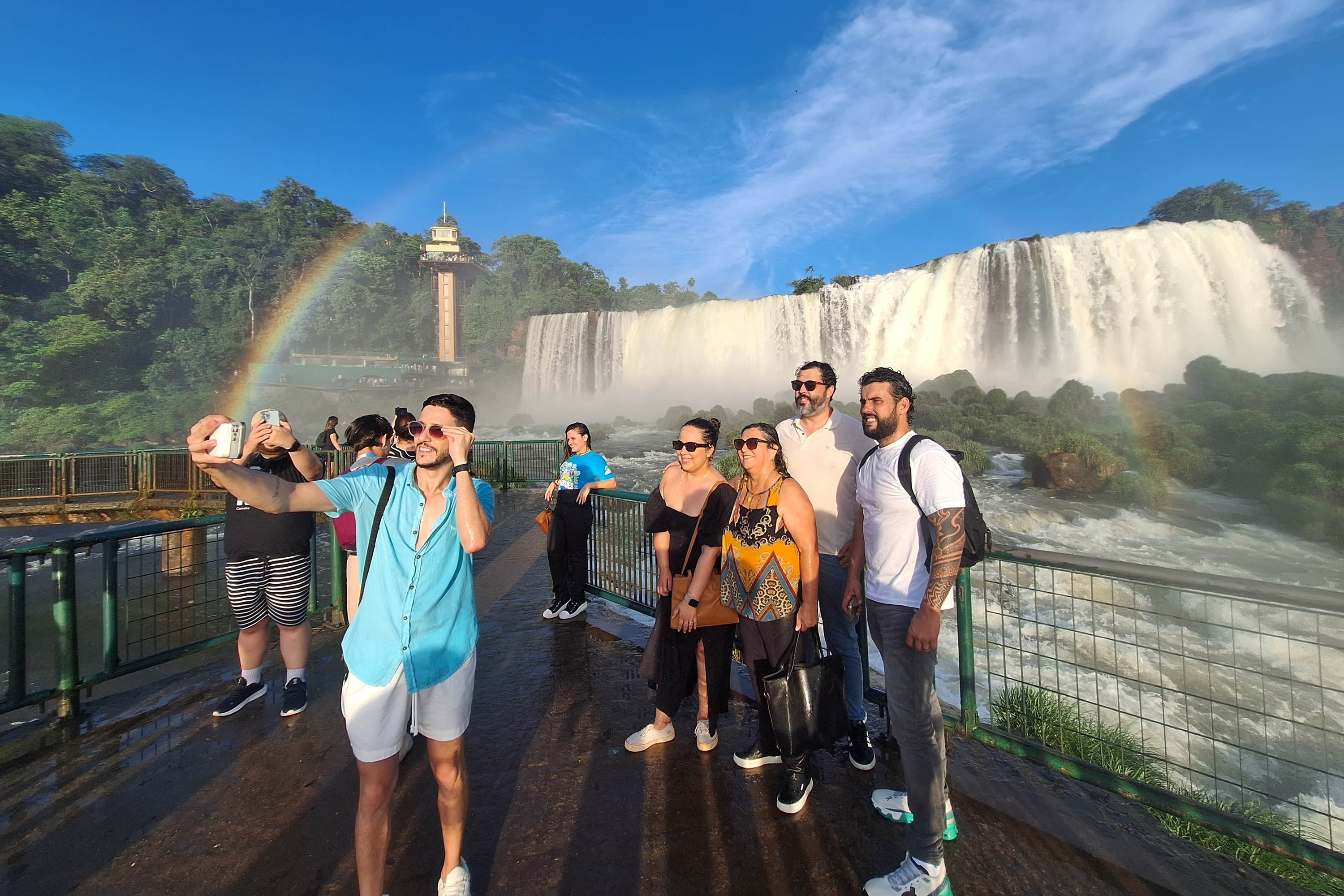 Mais de 1,8 milhão de turistas: Parque do Iguaçu registra a 2ª maior visitação anual