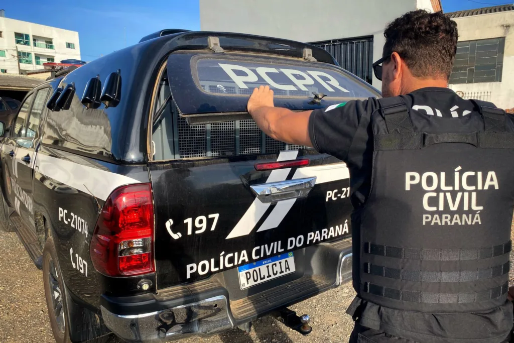 Viatura da Polícia Civil do Paraná (PCPR)