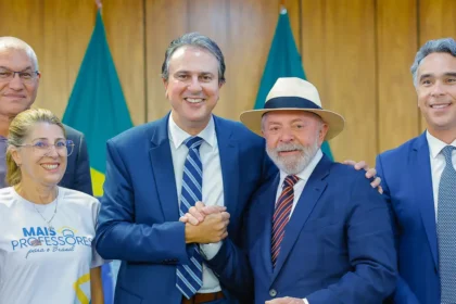 Governo Federal cria bolsa licenciatura de de R$ 1.050 para estudantes de graduação