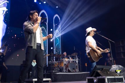 Guilherme & Santiago fazem baile sertanejo para 23 mil pessoas em Pontal do Paraná