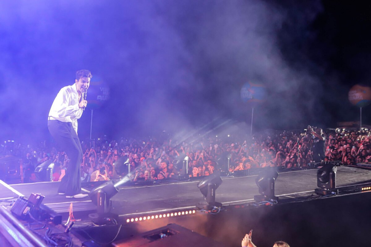 Luan Santana e Sorriso Maroto, levam sertanejo e pagode ao Verão Maior Paraná 2 luan santana foto rdzura 3813