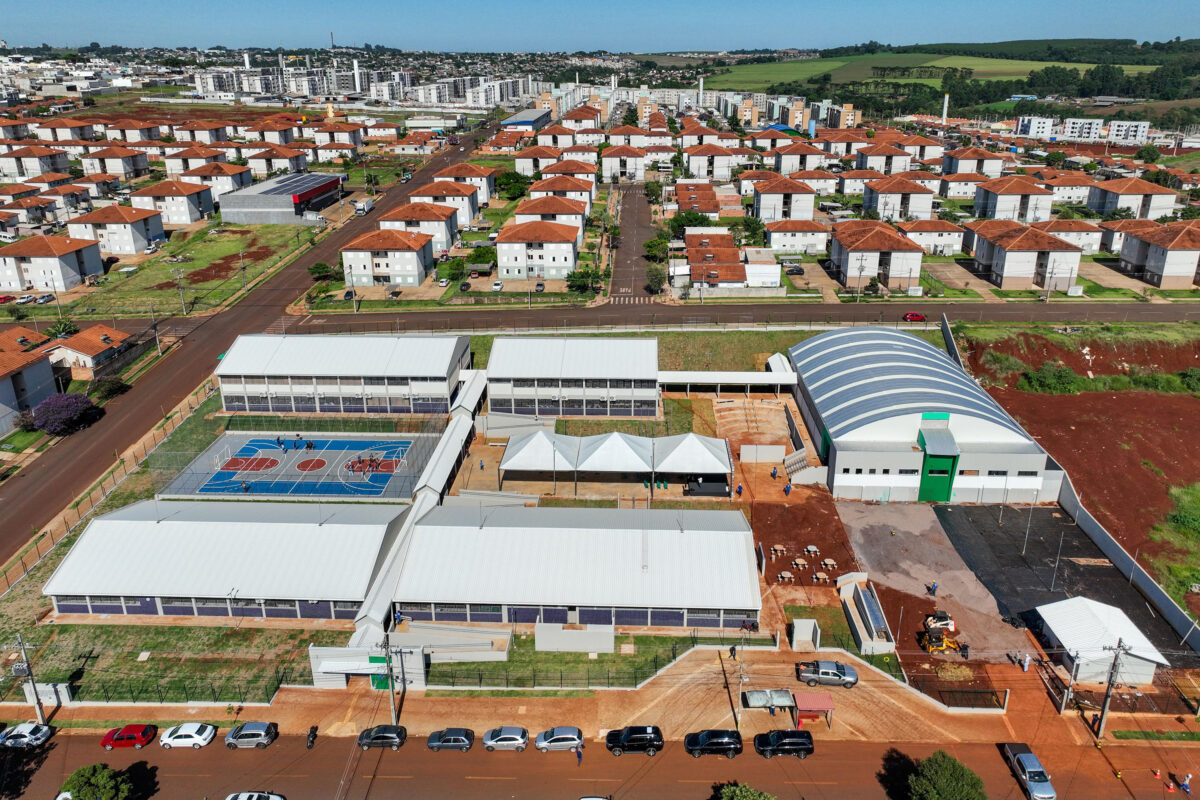 Estado inaugura escola para 3 mil alunos; investimento de R$ 13,5 milhões 5 whatsapp image 2025 02 11 at 10.39.53 2