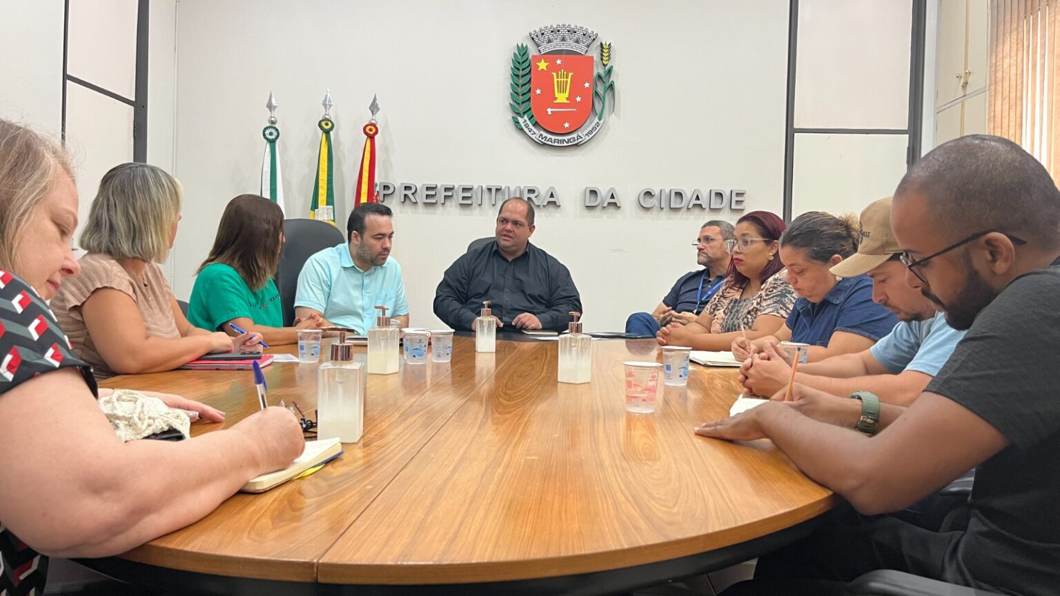 Prefeitura de Maringá recebe sindicato dos servidores