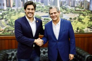 Vereador Luiz Neto e o prefeito Silvio Barros