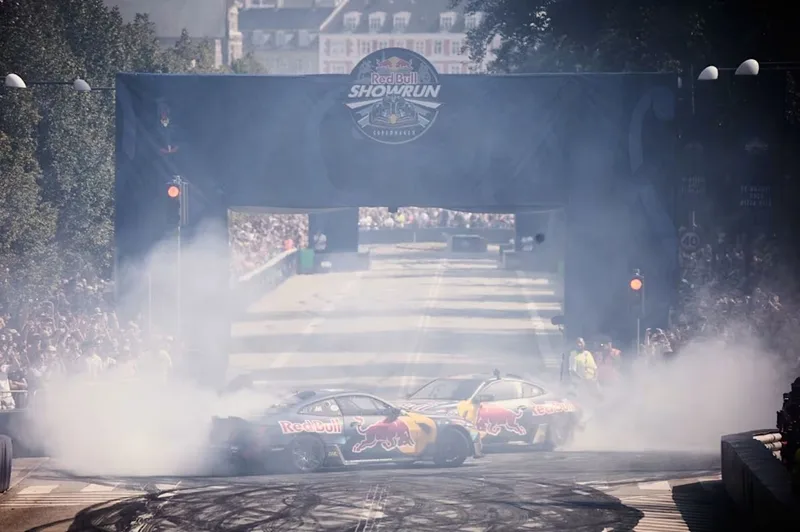 Fórmula 1 e outras modalidades: Red Bull Showrun traz muita adrenalina a Curitiba no sábado 9 imagem redbull3 png
