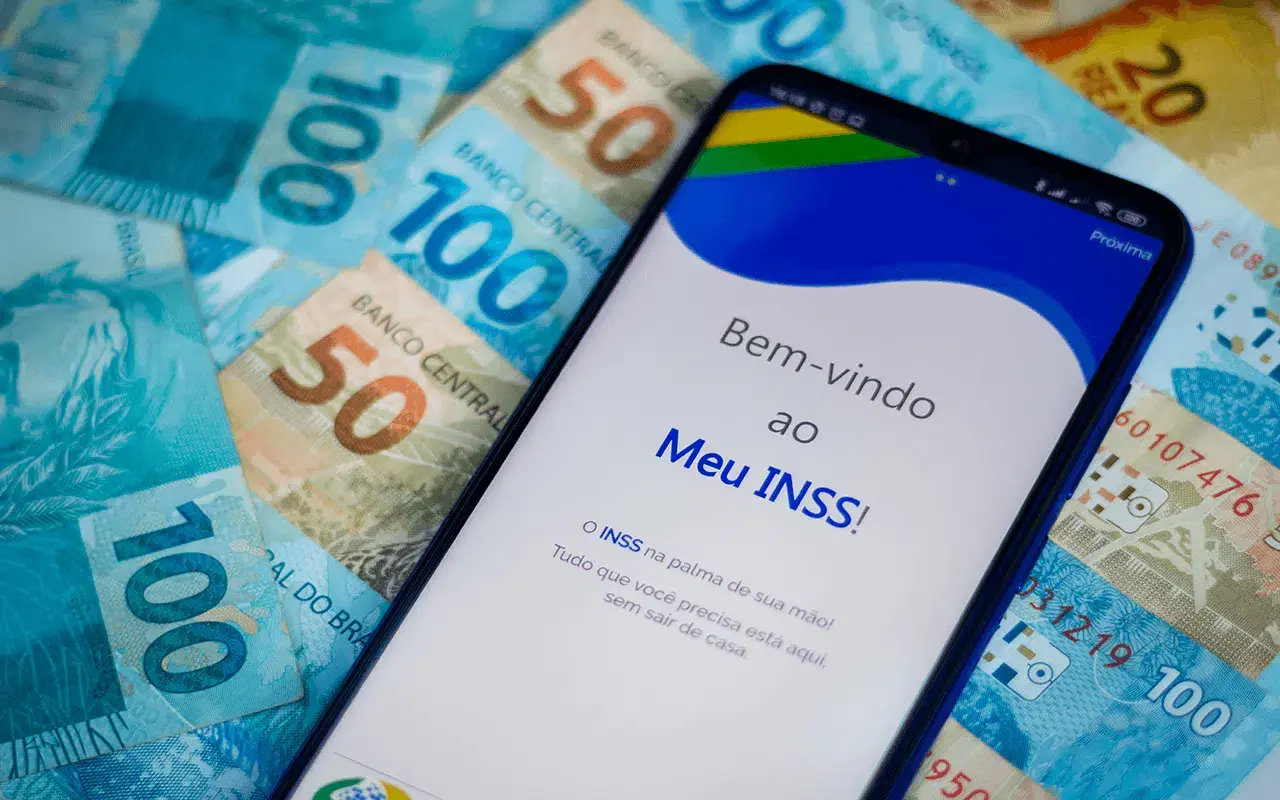 Aposentados e pensionistas do INSS
