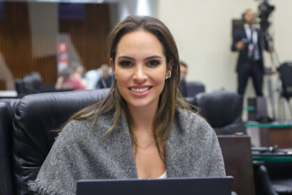 Maria Victoria defende uso de inteligência artificial