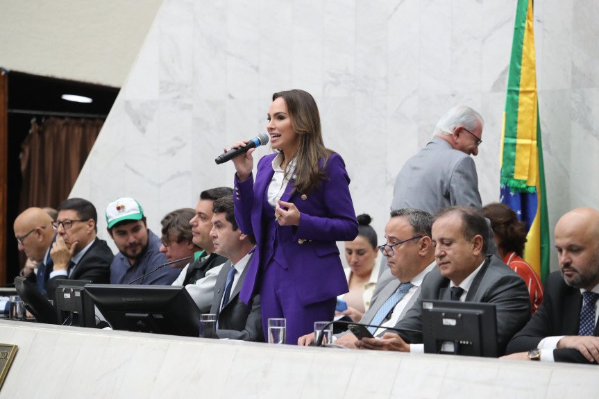 Deputada Maria Victoria (PP), segunda-secretária da Casa.