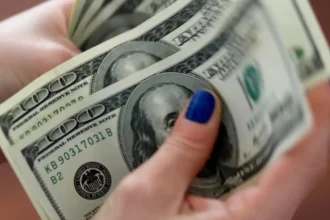 dólar americano