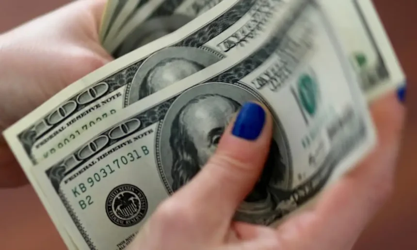 dólar americano