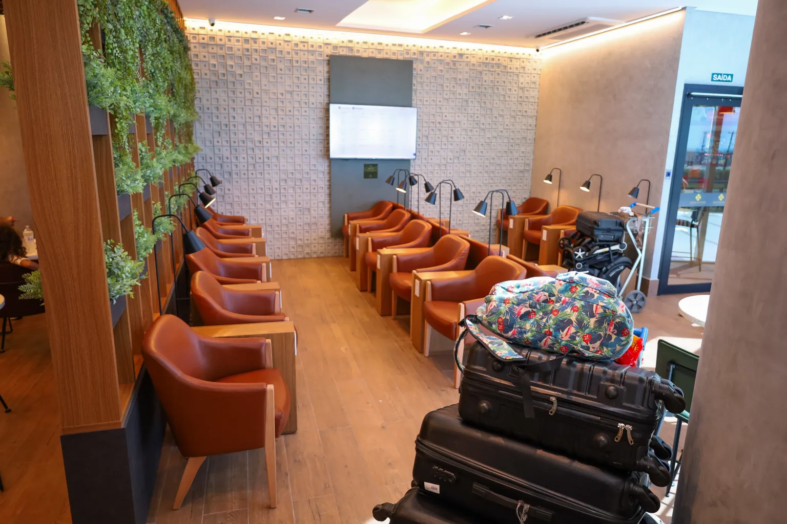 Segunda sala VIP do Aeroporto de Maringa 1