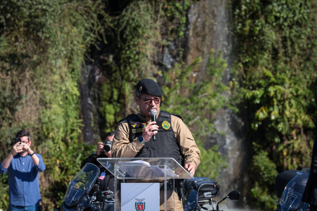 Governador entrega 209 motos e 222 viaturas novas para a Polícia Militar; investimento de R$ 63 milhões 19 20250617 agb veiculos pm 14