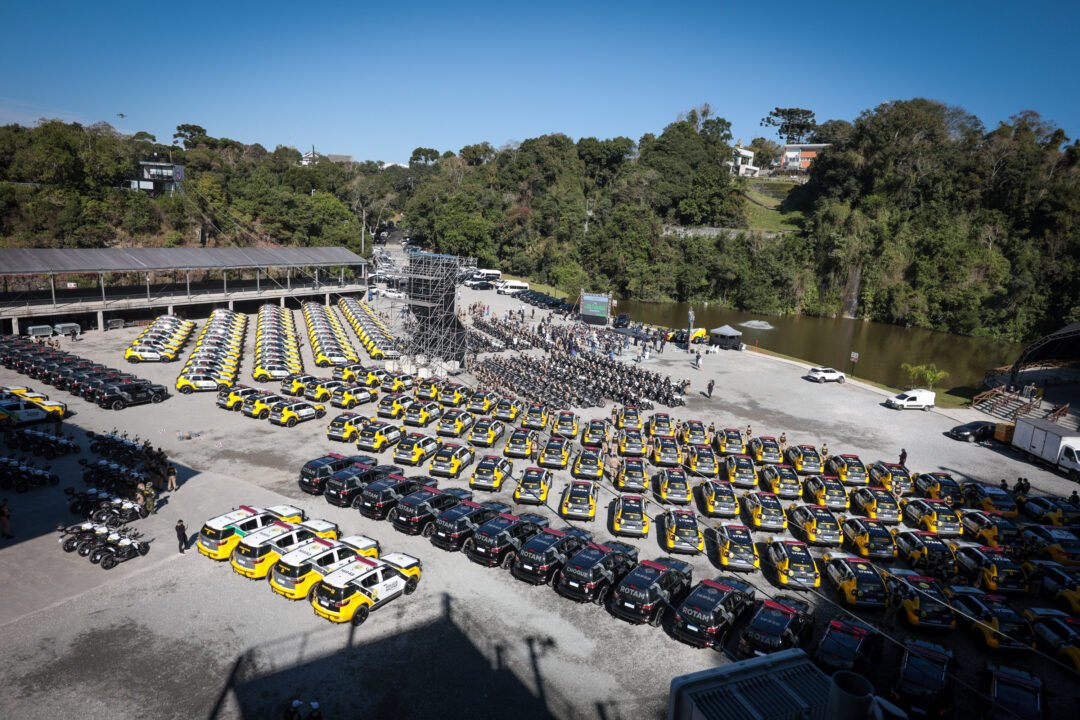 Governador entrega 209 motos e 222 viaturas novas para a Polícia Militar; investimento de R$ 63 milhões 9 20250617 agb veiculos pm 18