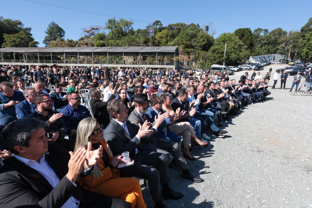 Governador entrega 209 motos e 222 viaturas novas para a Polícia Militar; investimento de R$ 63 milhões 5 20250617 agb veiculos pm 33