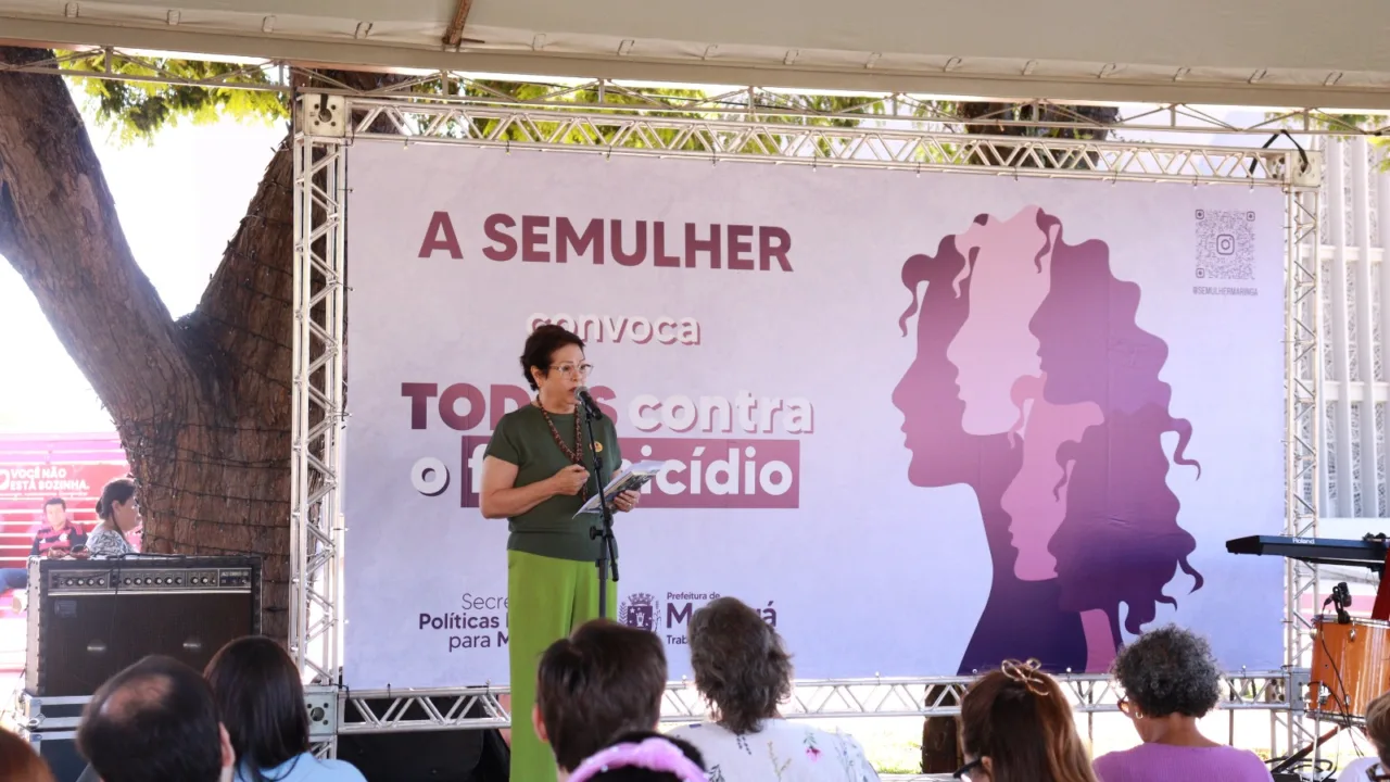 Enfrentamento à violência contra as mulheres na Praça da Catedral