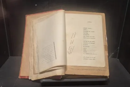 Terra Crua, de A. A. de Assis , o primeiro livro publicado sobre Maringá. (Crédito: Divulgação)