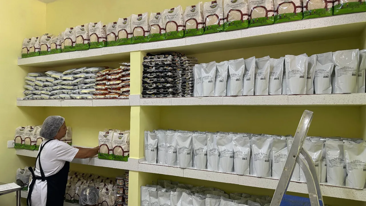 karina audrey fundepar 10