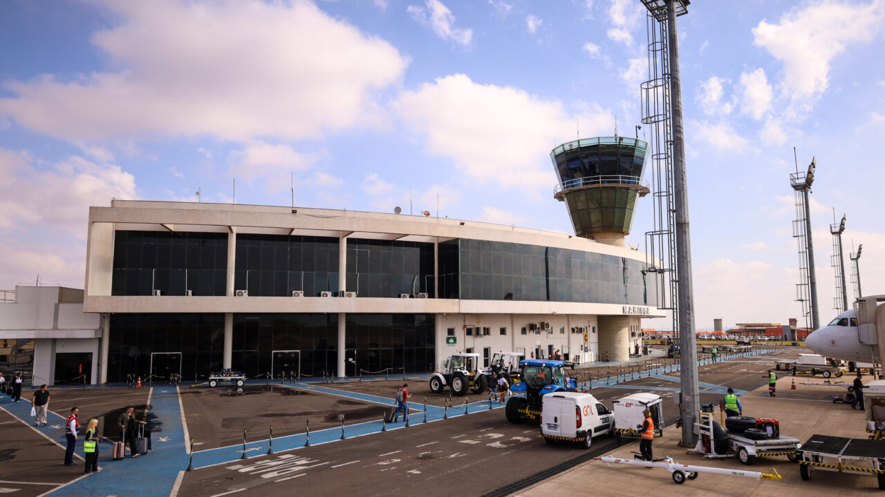 Aeroporto Regional de Maringá