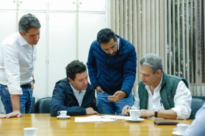 Em visita a Maringa secretario de Estado das Cidades garante R 15 milhoes para execucao das obras das avenidas Joao Pereira e Alziro Zarur