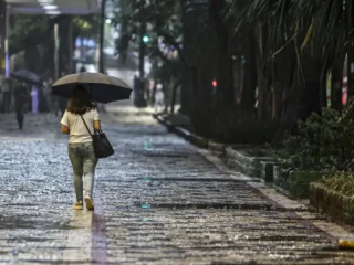 Frente fria chega no fim de semana e Dia das Mães será de temperaturas baixas no Sul e Sudeste