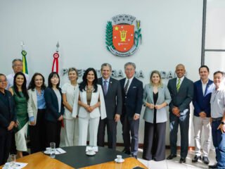 Maringá fortalece laços com Japão em encontro com cônsules