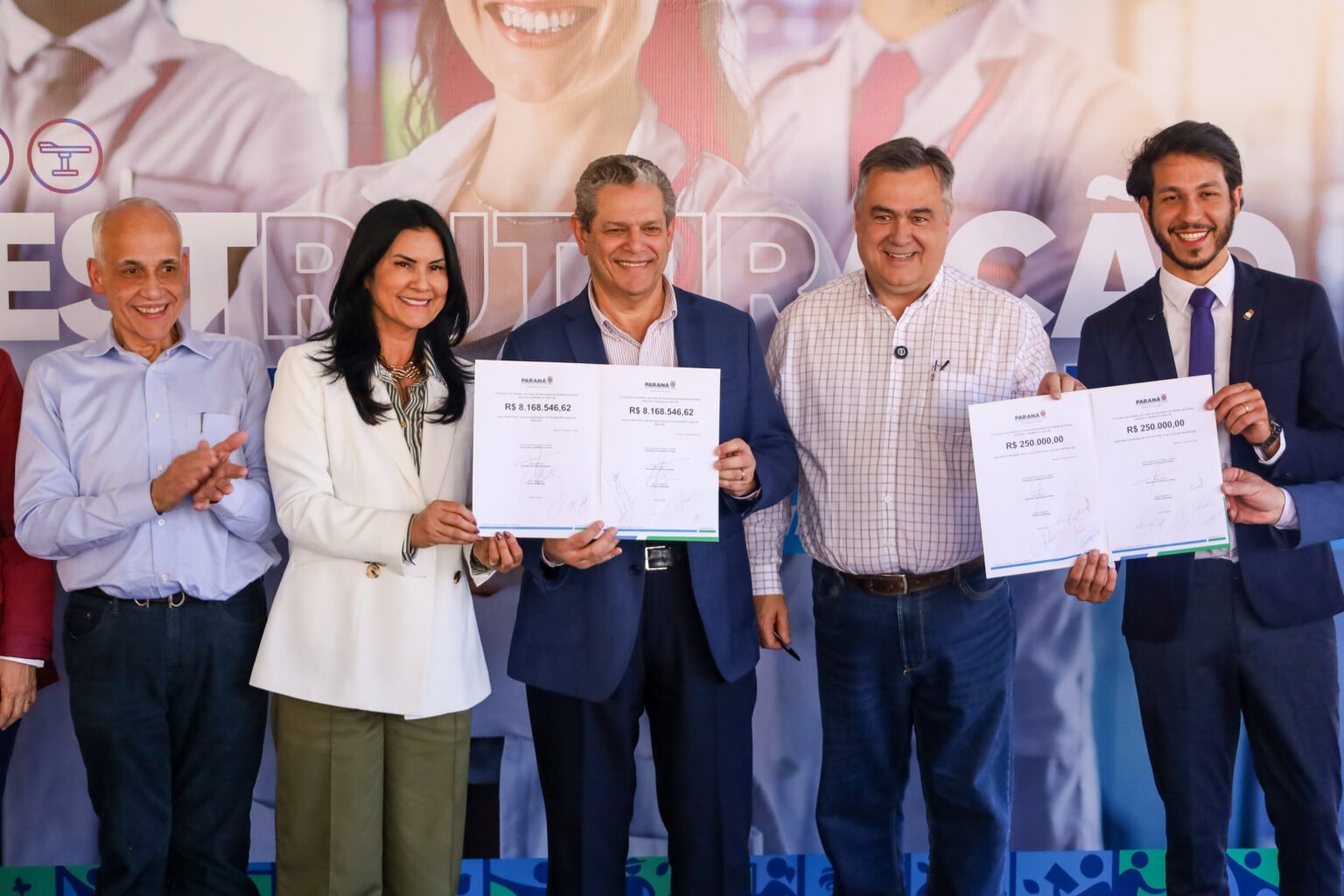Prefeito Silvio Barros comemora investimento de R 81 milhoes para o Hospital Municipal