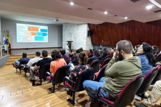 Prefeitura realiza capacitacao para os servidores sobre os fundamentos da LGPD a importancia da privacidade e a responsabilidade no tratamento de dados tanto digitais quanto fisicos