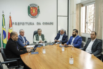 Reuniao de prefeitos na Prefeitura de Maringa - Saiba Já News