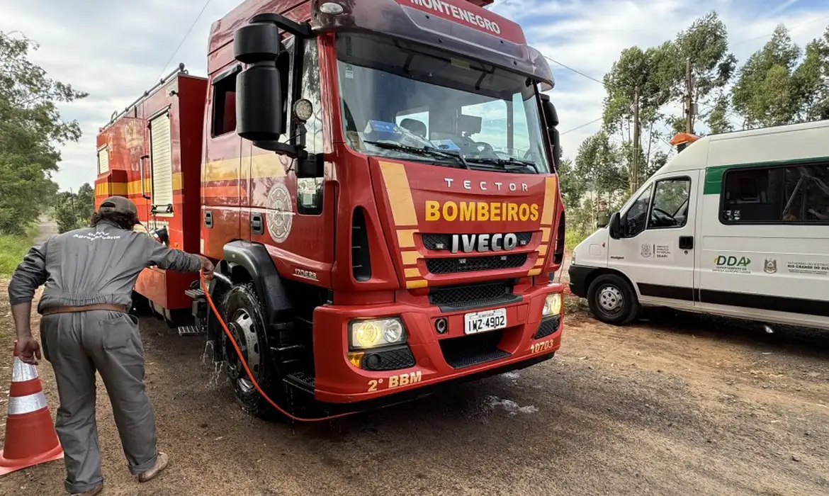 Rio Grande do Sul instala barreiras sanitárias para conter gripe aviária em Montenegro