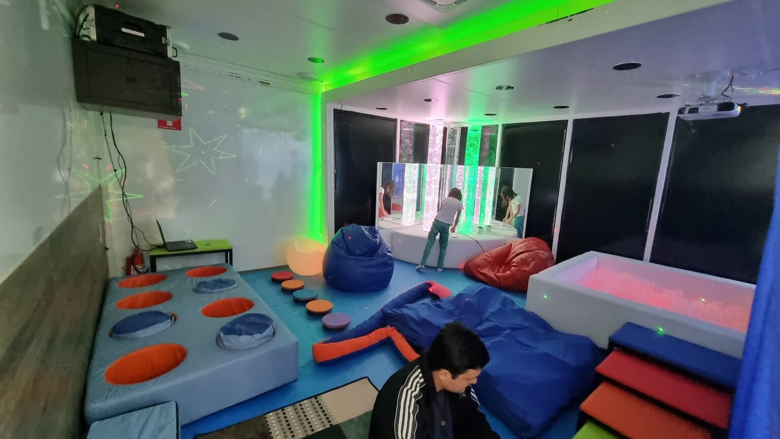 Sala multissensorial para pessoas neurodivergentes
