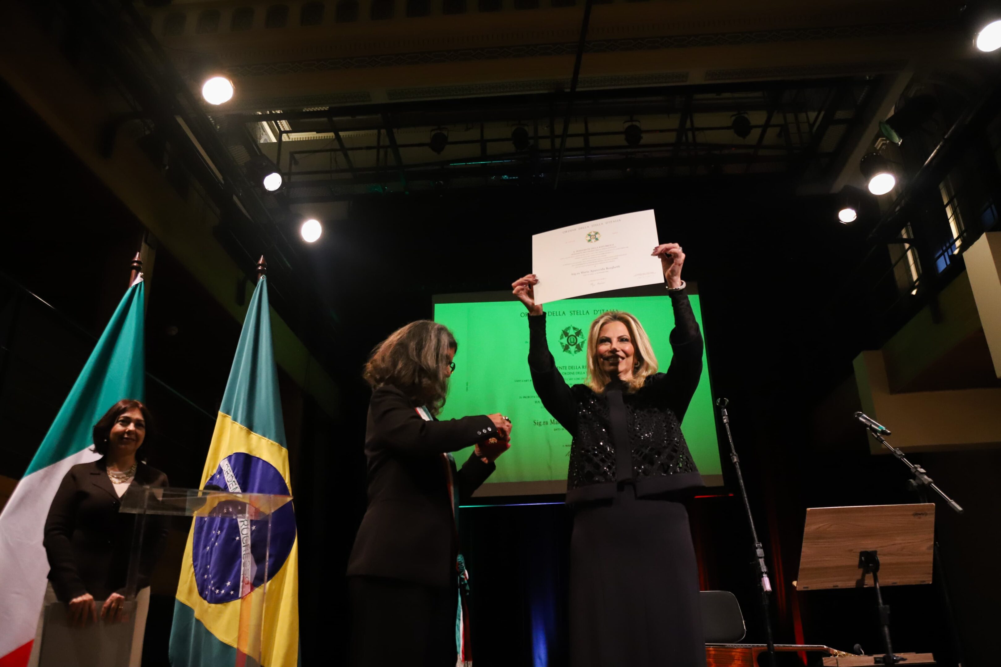 Cida Borghetti é homenageada com a mais alta condecoração oficial do Governo Italiano 2 Cida Borghetti é homenageada com a mais alta condecoração oficial do Governo Italiano