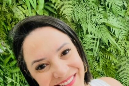 Professora Sheyla Grasiele