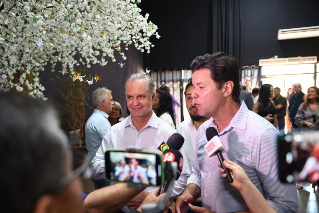 Secretários de Estado reúnem lideranças em Maringá 5 WhatsApp Image 2025 08 22 at 16.55.47 3 - Saiba Já News