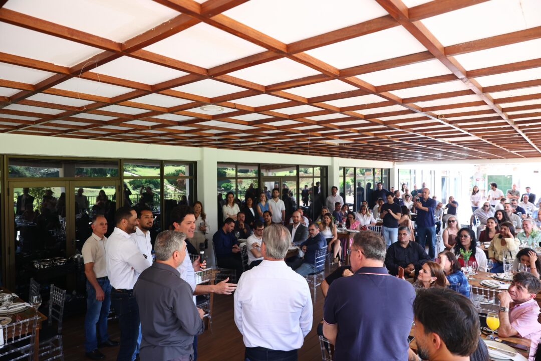 Secretários de Estado reúnem lideranças em Maringá 3 WhatsApp Image 2025 08 22 at 16.55.47 5 - Saiba Já News