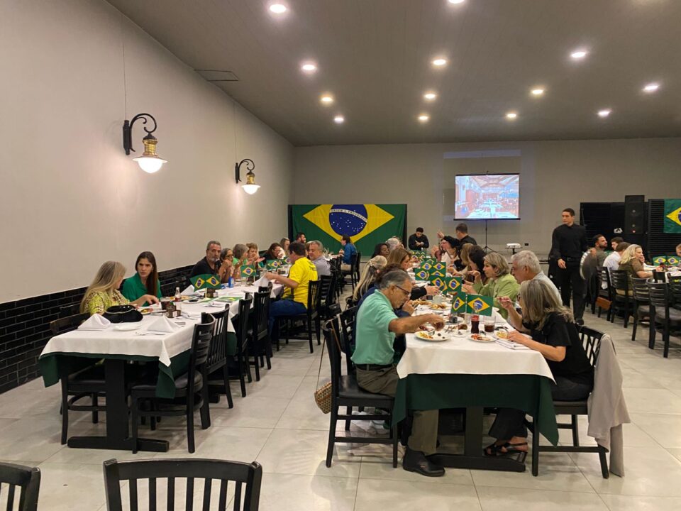Jantar marca celebração do Dia dos Patriotas Conservadores de Maringá 3 WhatsApp Image 2025 09 07 at 08.09.51 1 - Saiba Já News
