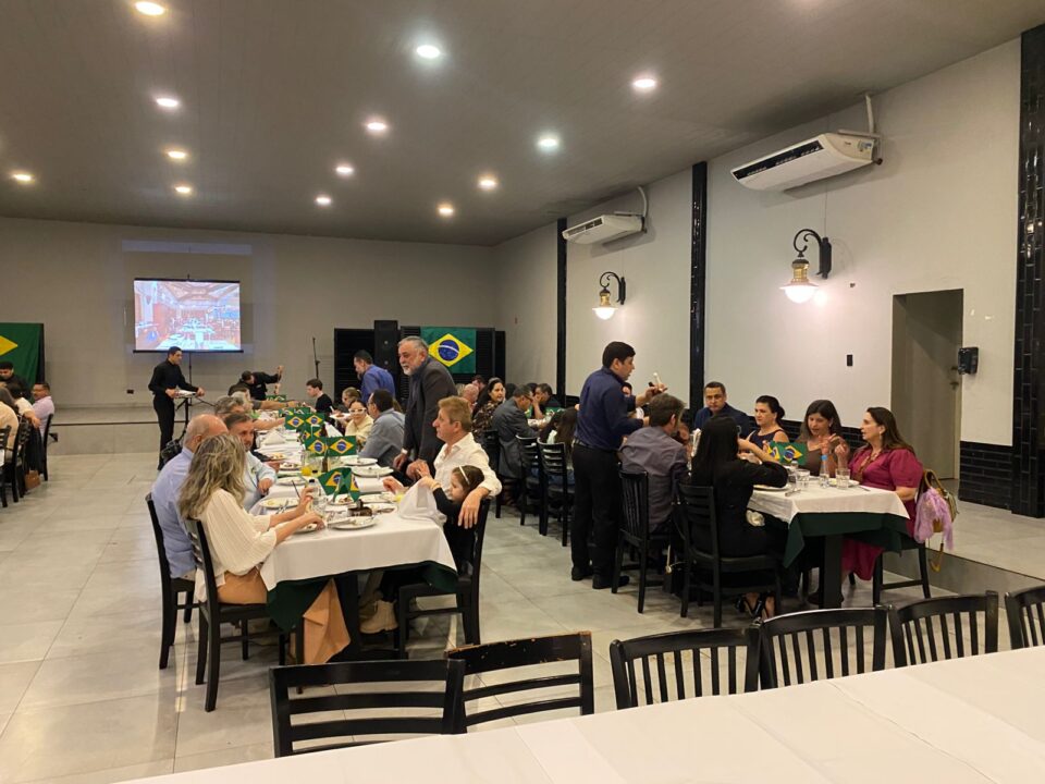Jantar marca celebração do Dia dos Patriotas Conservadores de Maringá 2 WhatsApp Image 2025 09 07 at 08.09.53 - Saiba Já News