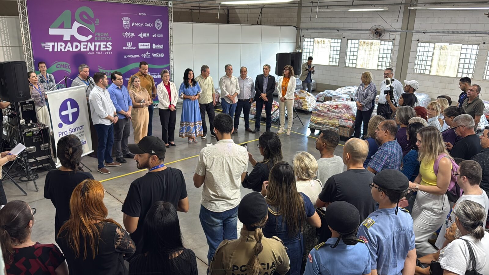 Entidades assistenciais recebem alimentos arrecadados na Prova Rústica Tiradentes 2025 2 Entidades assistenciais recebem alimentos arrecadados na Prova Rústica Tiradentes 2025