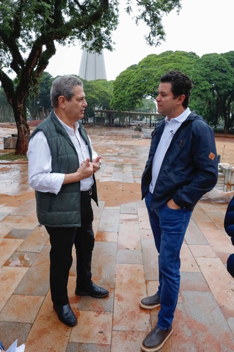 Em visita a Maringá, secretário de Estado das Cidades, Guto Silva, garante R$ 15 milhões para execução das obras das avenidas João Pereira e Alziro Zarur 2 be92f5a4 db1c 4014 a194 080dbe0a47de