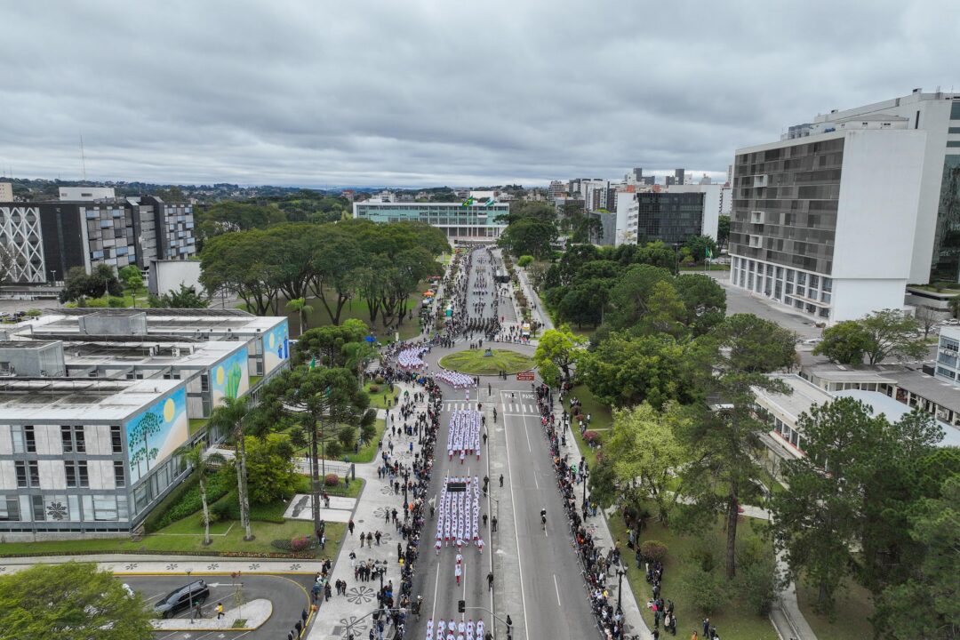 203 anos da Independência: 6,5 mil pessoas desfilam no 7 de Setembro em Curitiba 14 dji 20250907104049 0018 v - Saiba Já News