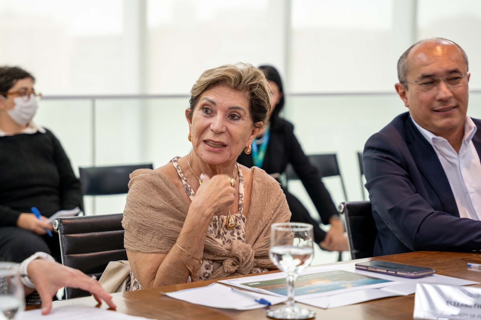 DAF Caminhões anuncia expansão da planta em Ponta Grossa com aporte de R$ 950 milhões 5 elizabeth schmidt prefeita de ponta grossa 2