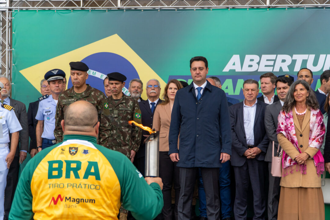 Cerimônia no Palácio Iguaçu celebra a independência e o início da Semana da Pátria 18 foto 36 - Saiba Já News