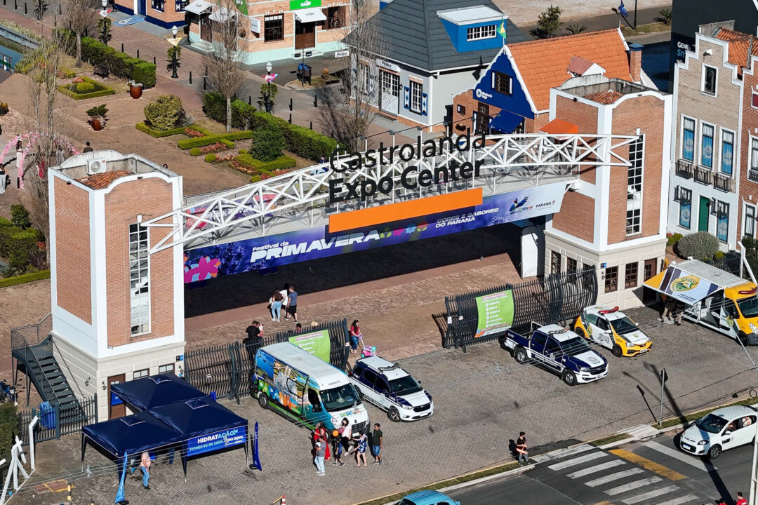Espetáculo de Fogo surpreende visitantes no Festival de Primavera em Castro 4 foto 39 1 - Saiba Já News