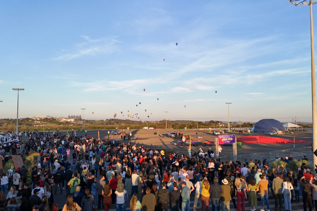 Segunda maior copa de balonismo do Brasil movimenta turismo em Castro e região 3 foto 41 2 - Saiba Já News