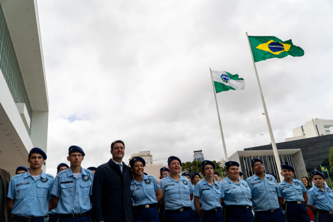 Cerimônia no Palácio Iguaçu celebra a independência e o início da Semana da Pátria 37 foto 59 - Saiba Já News