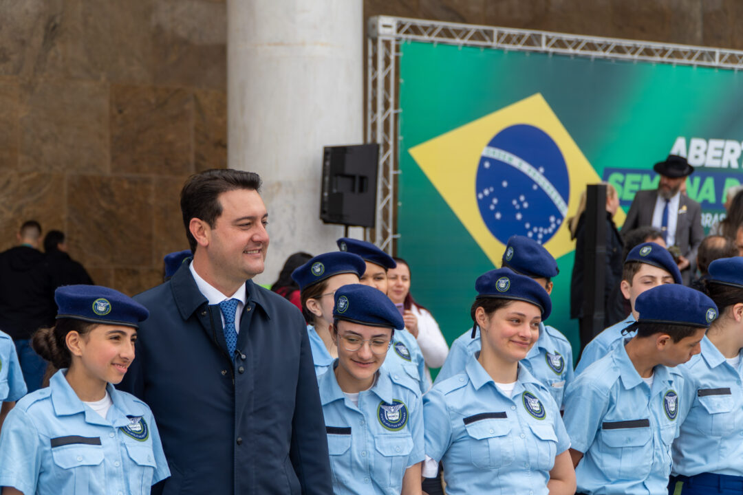 Cerimônia no Palácio Iguaçu celebra a independência e o início da Semana da Pátria 28 foto 64 - Saiba Já News