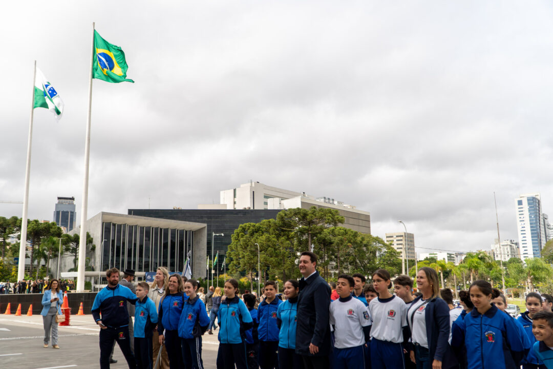 Cerimônia no Palácio Iguaçu celebra a independência e o início da Semana da Pátria 43 foto 68 - Saiba Já News