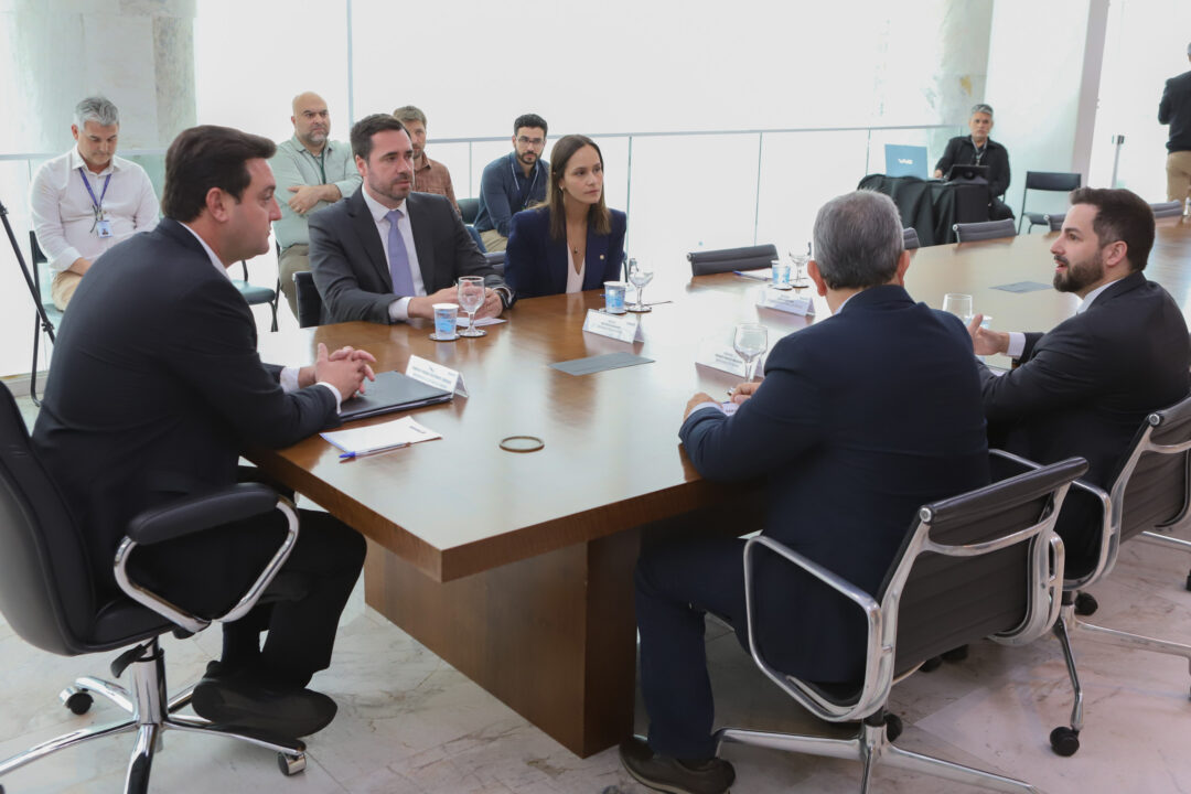 Governador Ratinho sanciona lei que garante atendimento gratuito da Defensoria Pública a PCDs 2 governador programa de atendimento juridico pcd 17 09 25 8 - Saiba Já News