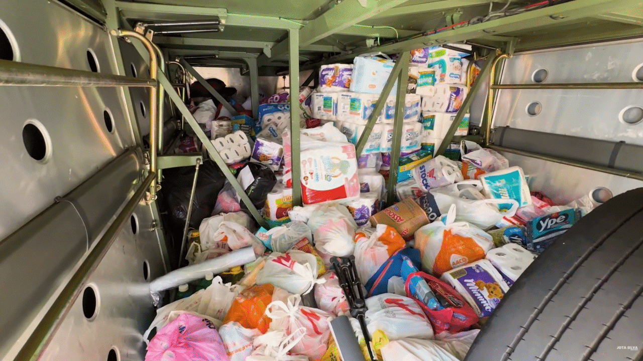 Doações de Maringá a Caminho: Comboio de Ônibus e Caminhão Segue para Rio Bonito do Iguaçu