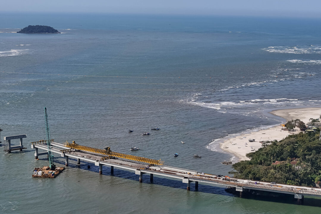 Começa a instalação dos cabos de aço no trecho estaiado da Ponte de Guaratuba 14 ponte guaratuba foto rdziura 6 - Saiba Já News